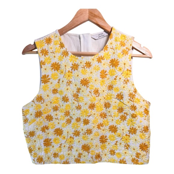 & Other Stories Embroidered Floral Linen & Cotton Crop Top - Picture 3 of 10